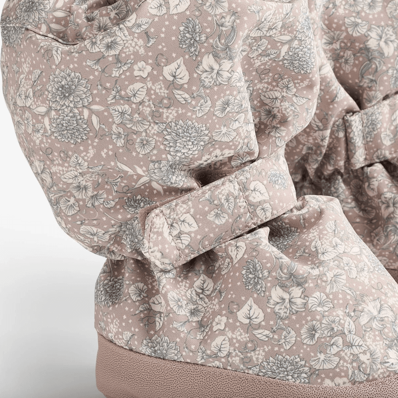 Wheat Booties tech dry rose flowers