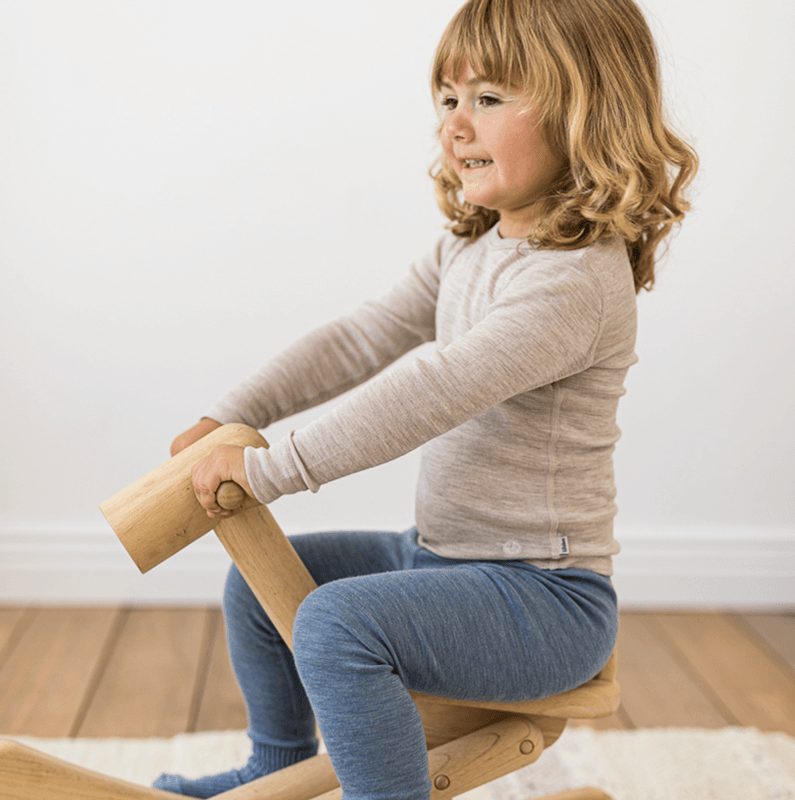 lillelam ulltrøye lys beige