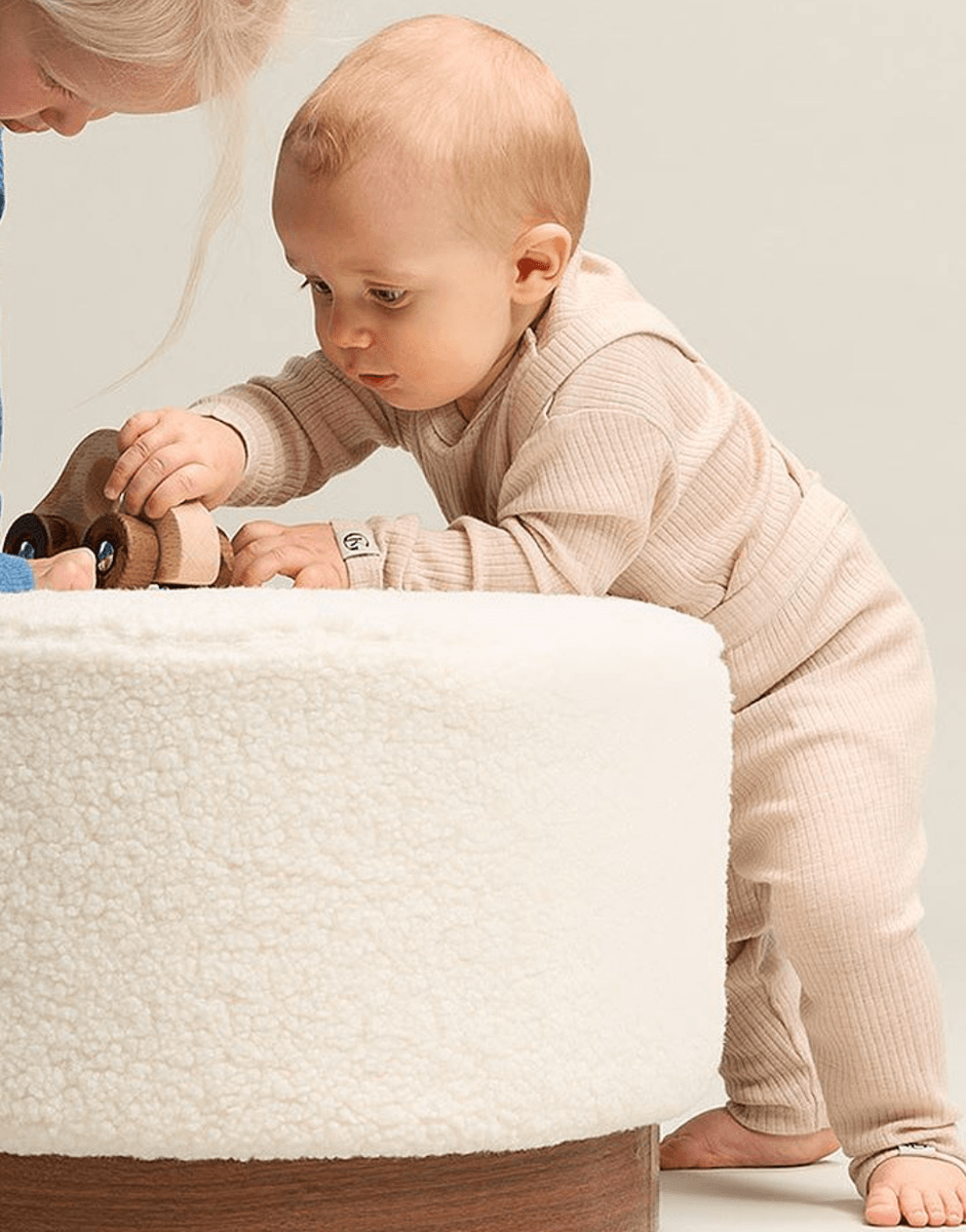 Gullkorn Chalk ull longs med sele beige